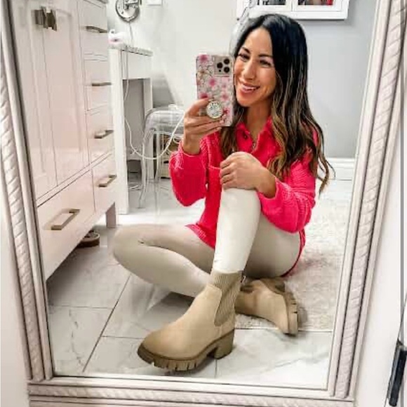 Chelsea Booties - Picture 6 of 16